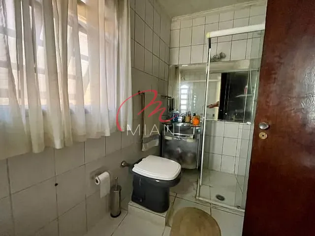 Sobrado com 404m² 4 quartos e 6 banheiros, à venda ou para alugar, no bairro Vila Sônia em São Paulo