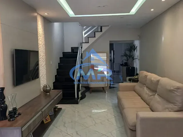 Sobrado com 175m² 4 quartos e 5 banheiros, à venda ou para alugar, no bairro Parque Boturussu em São Paulo