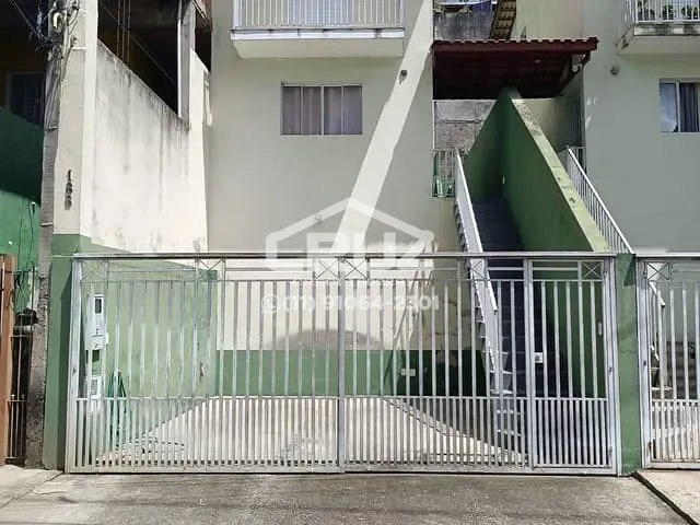 Sobrado com 125m² 2 quartos e 1 banheiro, à venda, no bairro Laranjeiras em Caieiras