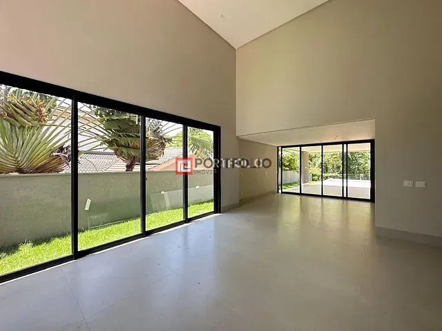 Sobrado com 623m² 4 quartos e 6 banheiros, à venda, no bairro Residencial Alphaville Flamboyant em Goiânia