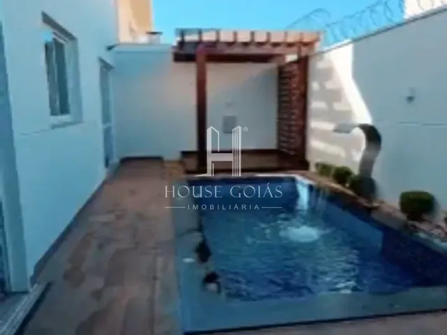 Sobrado com 245m² 3 quartos e 4 banheiros, à venda, no bairro Cardoso Continuação em Aparecida de Goiânia