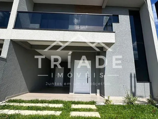 Sobrado com 136m² 3 quartos e 3 banheiros, à venda, no bairro Tindiquera em Araucária