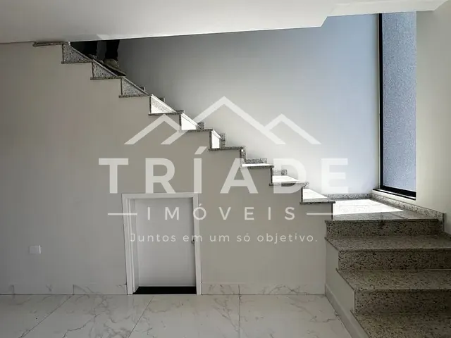 Sobrado com 136m² 3 quartos e 3 banheiros, à venda, no bairro Tindiquera em Araucária