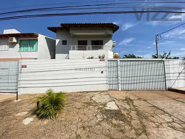 Sobrado com 380m² 3 quartos e 4 banheiros, à venda, no bairro Santa Fe em Campo Grande