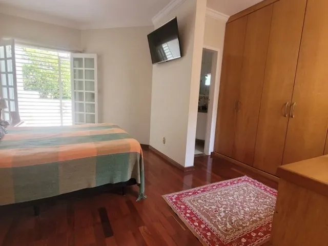 Sobrado 3 quartos e 3 banheiros, à venda, no bairro Vila Scarpelli em Santo André