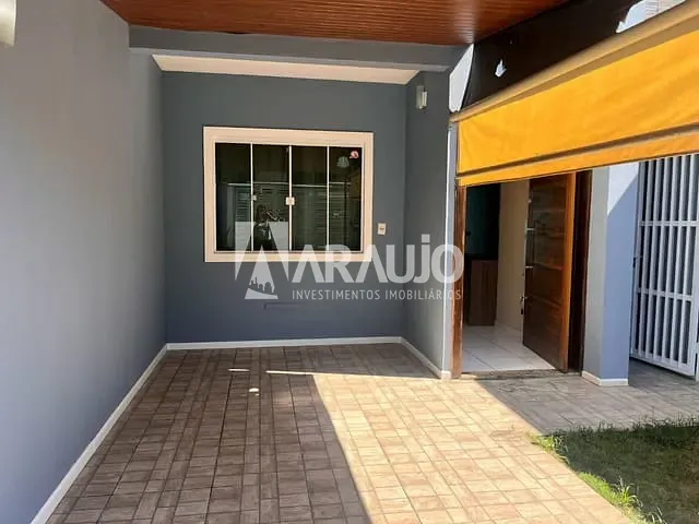 Sobrado com 120m² 3 quartos e 2 banheiros, à venda, no bairro Centro em Navegantes