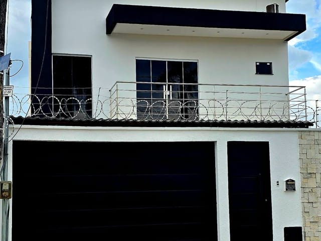 Sobrado 2 quartos e 3 banheiros, à venda, no bairro Jardim Europa em Goiânia