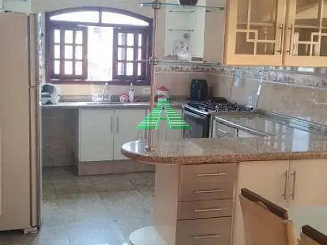 Sobrado 3 quartos e 4 banheiros, à venda, no bairro Jardim Santa Clara em Guarulhos