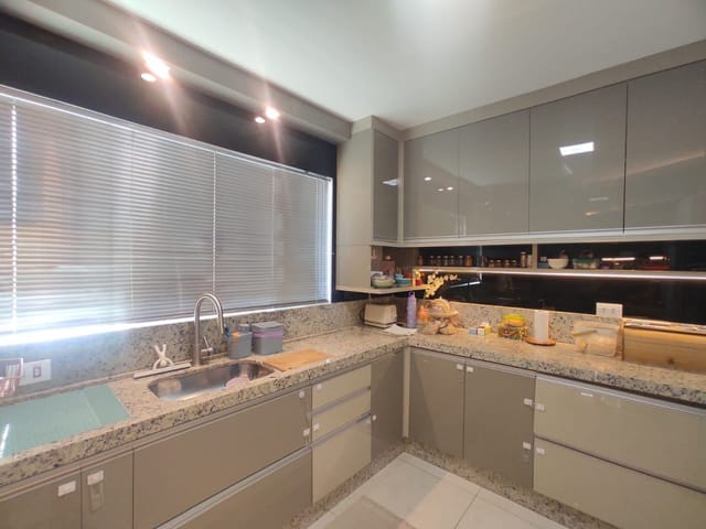 Foto do Sobrado - Sobrado à venda, Jardim Petrópolis, Maringá, PR. Excelente imóvel lindamente modulado e com piscina aquecida!! | Benites & Gonzaga Imóveis