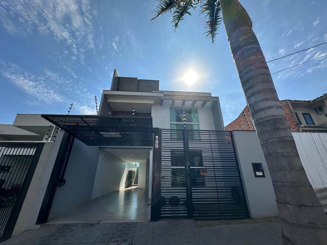 Foto do Sobrado - Sobrado à venda, Jardim Petrópolis, Maringá, PR. Excelente imóvel lindamente modulado e com piscina aquecida!! | Benites & Gonzaga Imóveis
