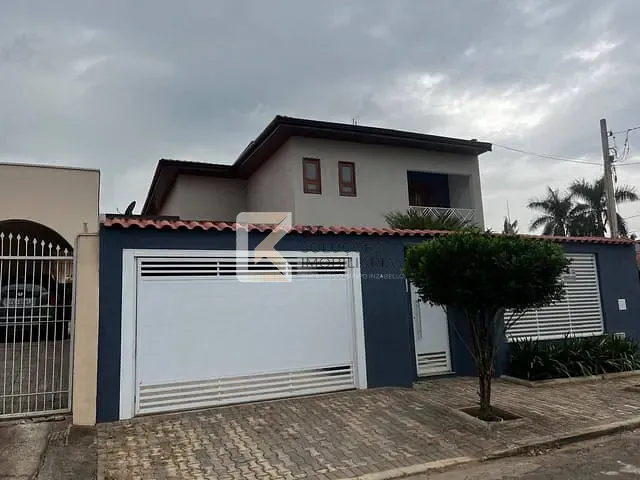 Sobrado com 360m² 4 quartos e 4 banheiros, à venda, no bairro Vila Avaí em Indaiatuba