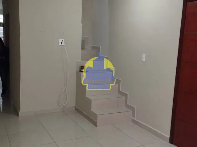 Sobrado com 125m² 2 quartos e 3 banheiros, à venda, no bairro Jardim Veloso em Osasco