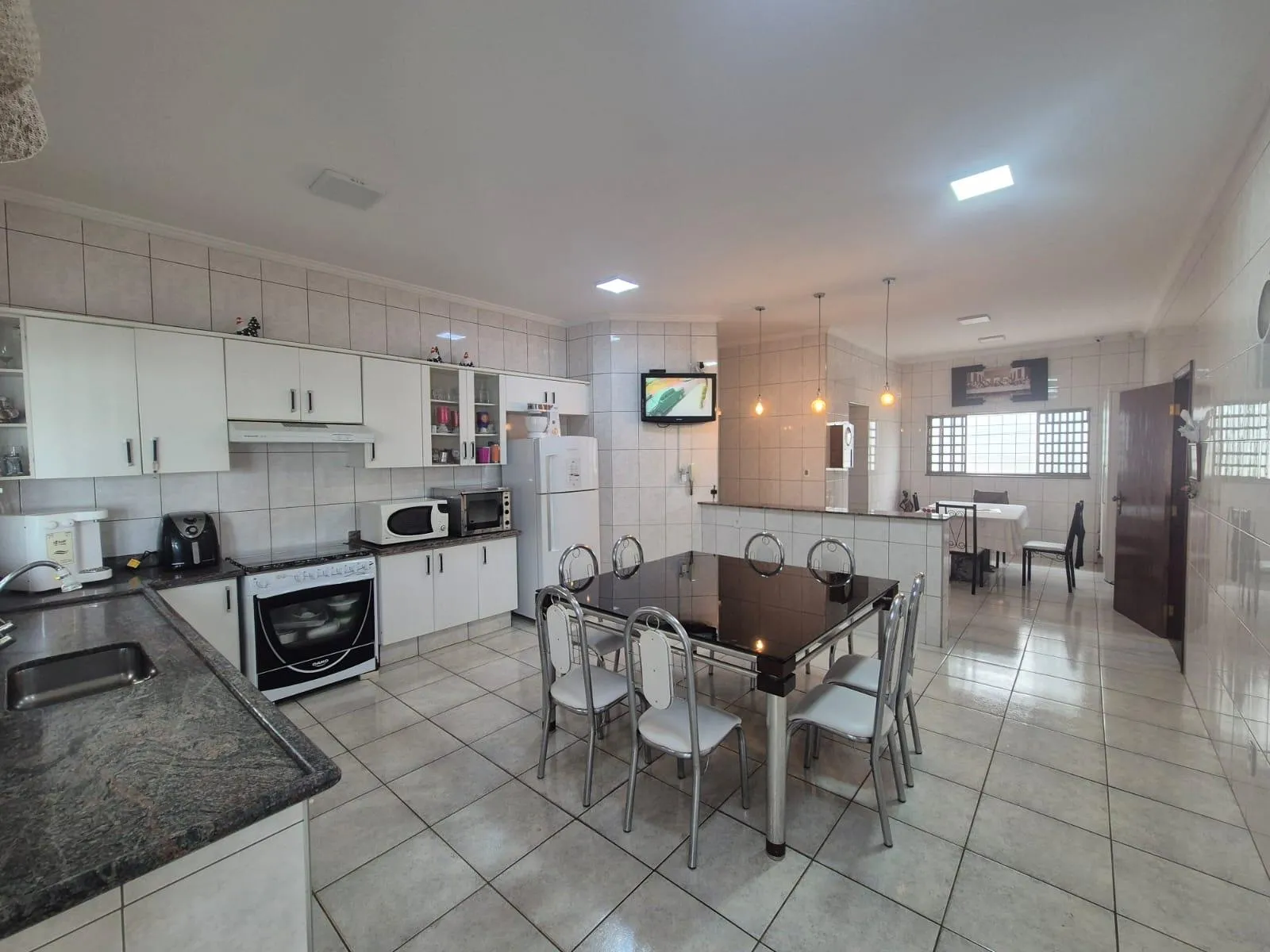 Sobrado, 4 quartos, 302 m² - Foto 7
