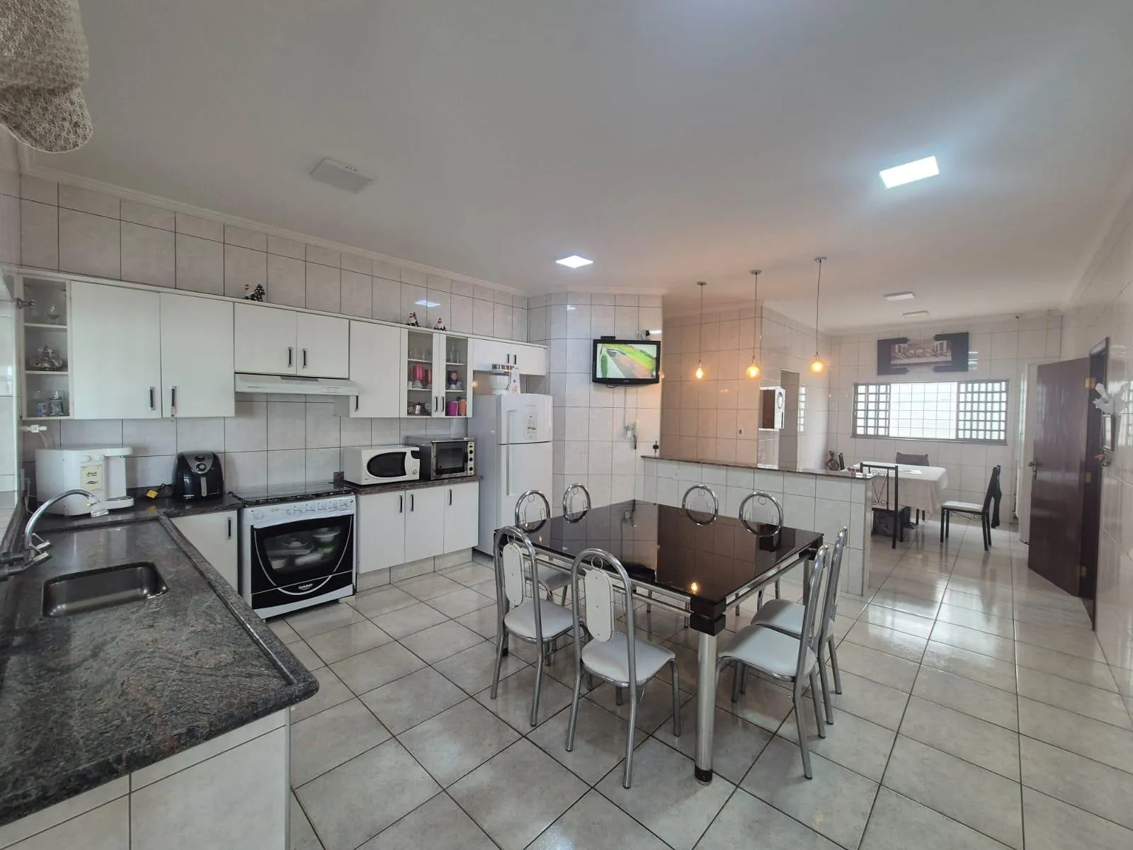 Sobrado, 4 quartos, 302 m² - Foto 9