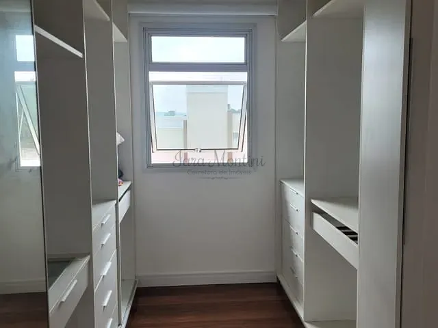 Sobrado com 515m² 3 quartos e 5 banheiros, à venda, no bairro Jardim Caiapiá em Cotia