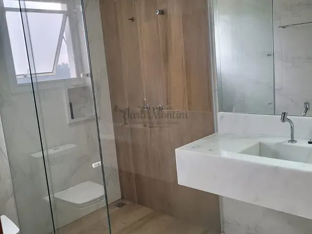 Sobrado com 515m² 3 quartos e 5 banheiros, à venda, no bairro Jardim Caiapiá em Cotia