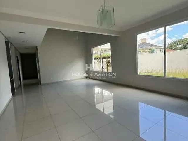 Sobrado 4 quartos e 3 banheiros, para alugar, no bairro Setor Jaó em Goiânia
