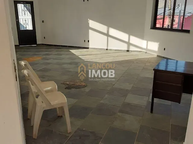 Sobrado 5 quartos e 6 banheiros, à venda ou para alugar, no bairro Vila Isabel Eber em Jundiaí