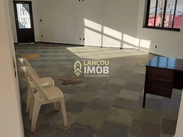 Sobrado 5 quartos e 6 banheiros, à venda ou para alugar, no bairro Vila Isabel Eber em Jundiaí