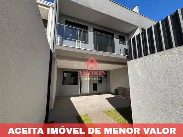 Sobrado com 150m² 3 quartos e 3 banheiros, à venda, no bairro Fazendinha em Curitiba