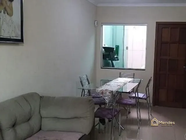 Sobrado com 135m² 3 quartos e 2 banheiros, à venda, no bairro Sítio Cercado em Curitiba