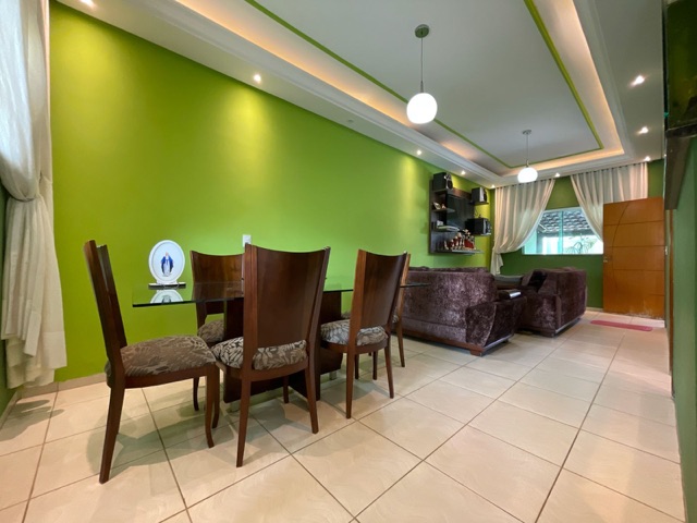 Sobrado com 369m² 3 quartos e 2 banheiros, à venda, no bairro Residencial Alphaville Flamboyant em Goiânia