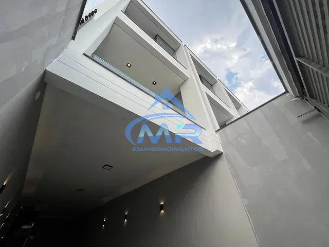 Sobrado com 70m² 3 quartos e 4 banheiros, à venda, no bairro Jardim Liderança em São Paulo