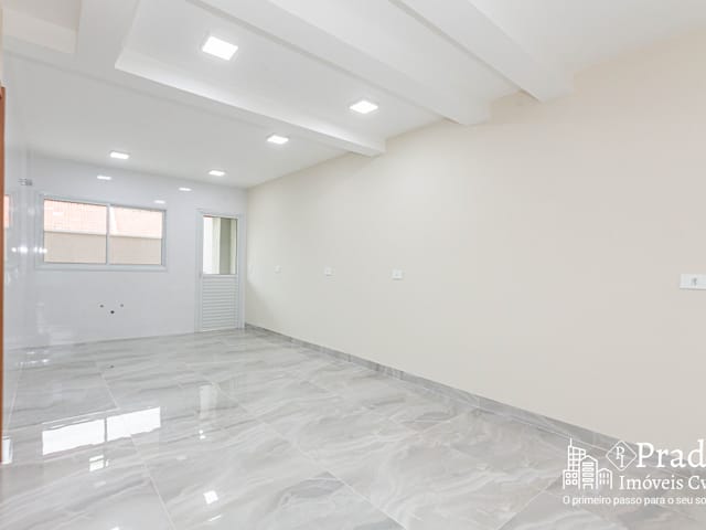 Sobrado com 309m² 4 quartos e 3 banheiros, à venda, no bairro Portão em Curitiba