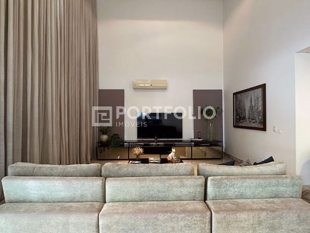 Foto do Sobrado - Sobrado Residencial à venda, Residencial Alphaville Flamboyant, Goiânia - SO0444. | Portfolio Imóveis