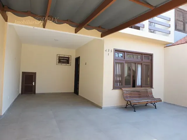 Sobrado com 145m² 3 quartos e 2 banheiros, à venda, no bairro Atuba em Curitiba