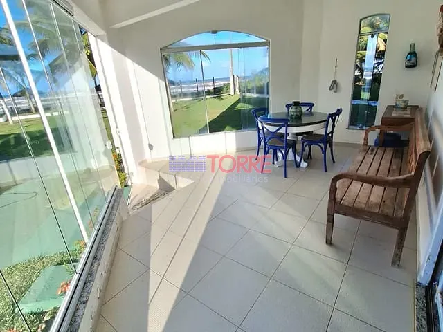 Sobrado 2 quartos e 2 banheiros, à venda, no bairro Rodovia Ilhéus/Olivença em Ilhéus