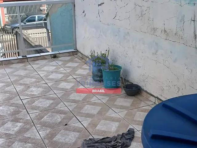Sobrado com 120m² 4 quartos e 3 banheiros, à venda, no bairro Umbará em Curitiba