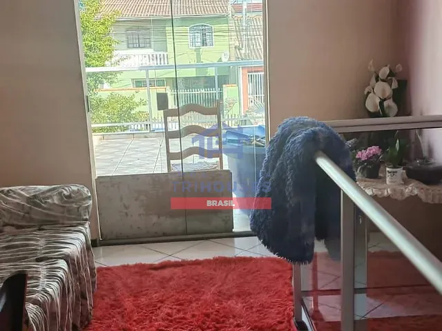 Sobrado com 120m² 4 quartos e 3 banheiros, à venda, no bairro Umbará em Curitiba