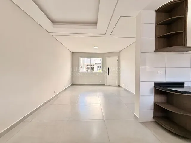 Sobrado com 78m² 3 quartos e 1 banheiro, à venda, no bairro Pinheirinho em Curitiba