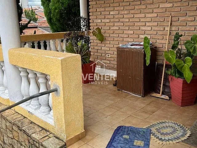 Sobrado 3 quartos e 2 banheiros, à venda, no bairro Jardim das Nações em Taubaté