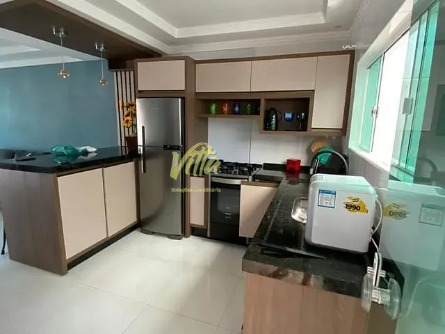 Sobrado com 154m² 3 quartos e 3 banheiros, à venda, no bairro BALNEARIO ELIANE em Guaratuba