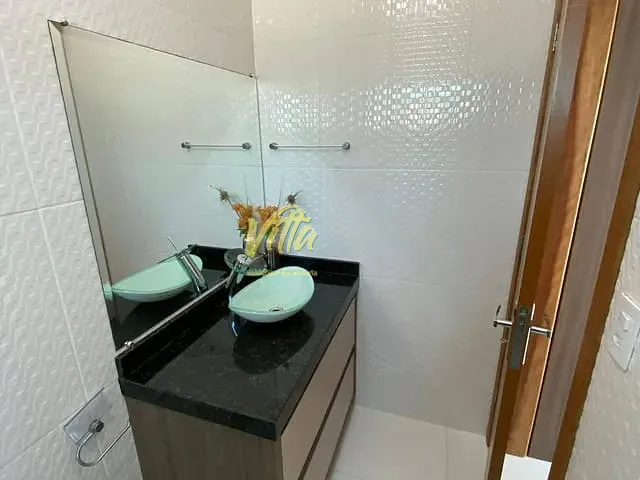 Sobrado com 154m² 3 quartos e 3 banheiros, à venda, no bairro BALNEARIO ELIANE em Guaratuba