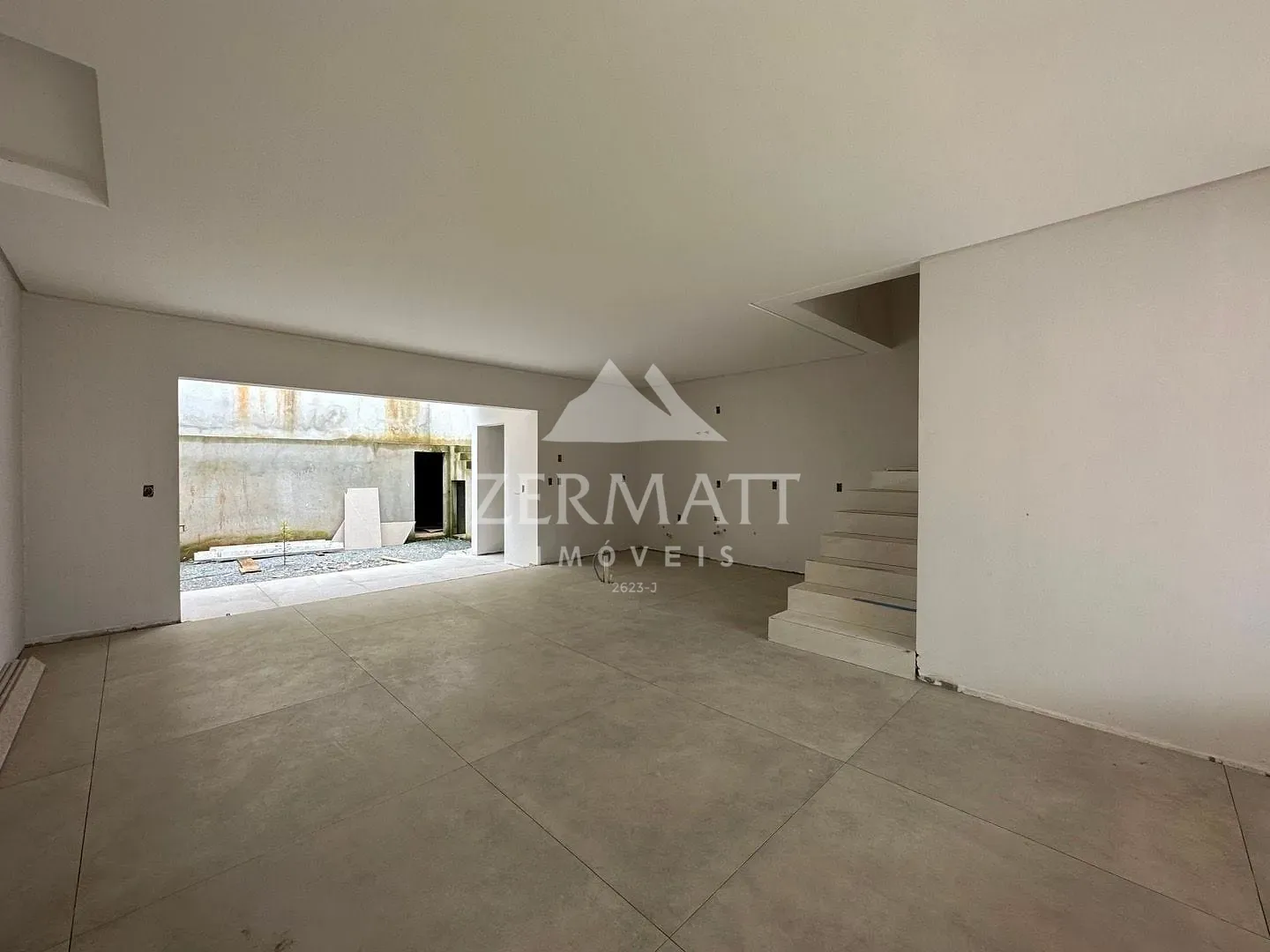 Sobrado à venda 3 Quartos, 1 Suite, 4 Vagas, 200M, Asilo, Blumenau - SC | Sobrados Luiz — foto 7