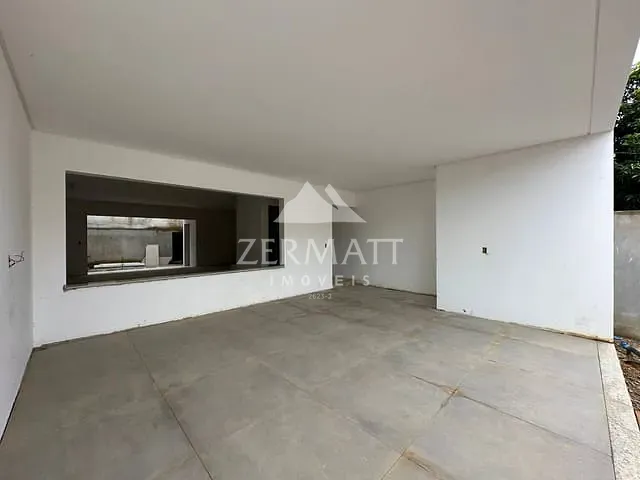 Sobrado com 200m² 3 quartos e 4 banheiros, à venda, no bairro Asilo em Blumenau