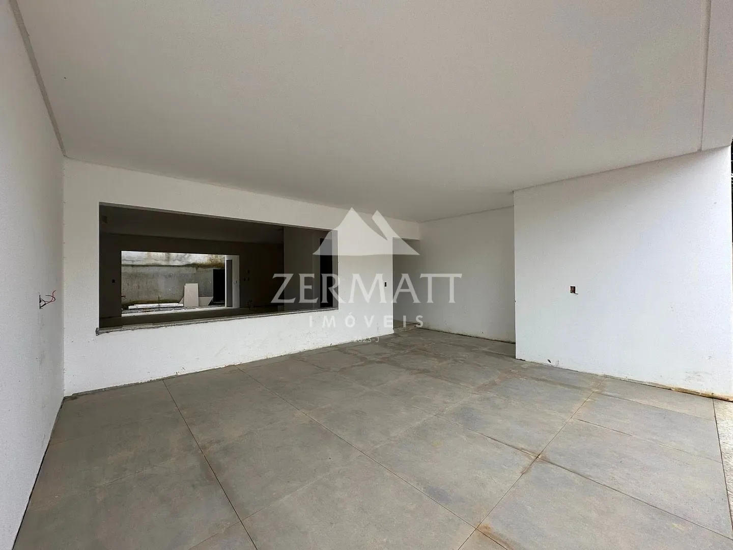 Sobrado à venda 3 Quartos, 1 Suite, 4 Vagas, 200M, Asilo, Blumenau - SC | Sobrados Luiz - foto 1