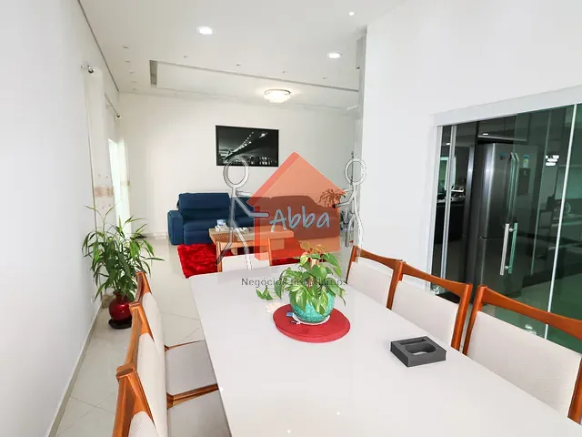 Sobrado com 360m² 3 quartos e 4 banheiros, à venda, no bairro Alphaville em Santana de Parnaíba