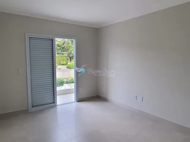 Sobrado com 145m² 4 quartos e 4 banheiros, à venda, no bairro Jardim Maristela em Atibaia