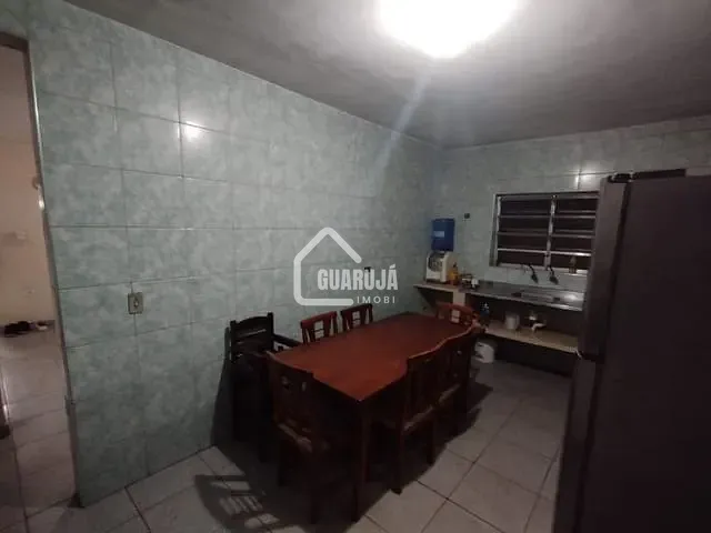 Sobrado 4 quartos e 1 banheiro, à venda, no bairro Vila Áurea (Vicente de Carvalho) em Guarujá