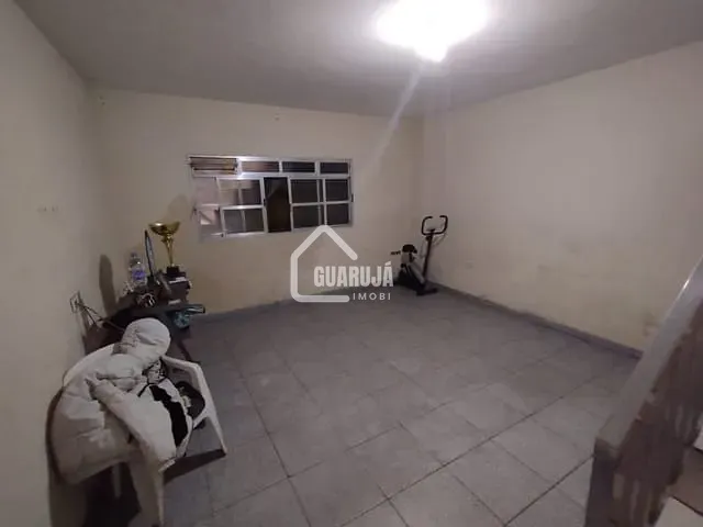 Sobrado 4 quartos e 1 banheiro, à venda, no bairro Vila Áurea (Vicente de Carvalho) em Guarujá