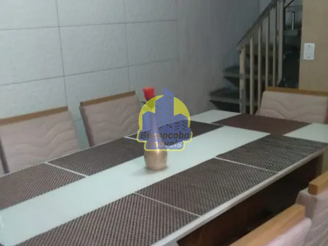 Sobrado com 186m² 3 quartos e 2 banheiros, à venda, no bairro Parque Miguel Mirizola em Cotia