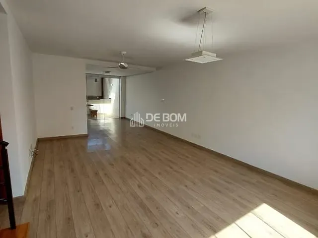 Casa com 220m² 3 quartos e 2 banheiros, para alugar, no bairro Loteamento Nova Primavera em Poços de Caldas