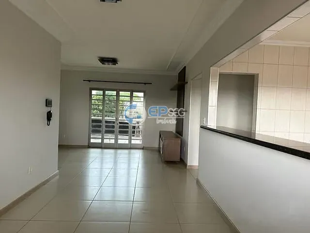 Sobrado com 436m² 3 quartos e 2 banheiros, à venda, no bairro Parque Residencial Joaquim Toledo Piza em Londrina