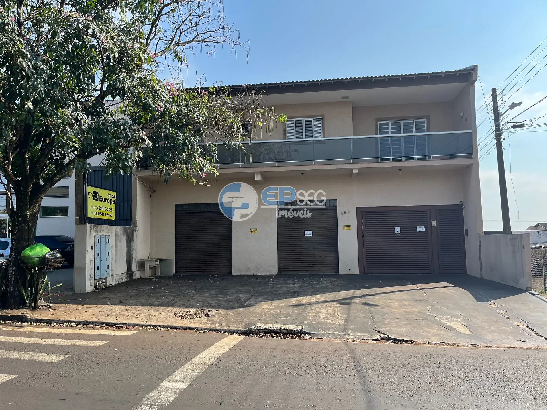 Sobrado, 3 quartos, 436 m² - Foto 1