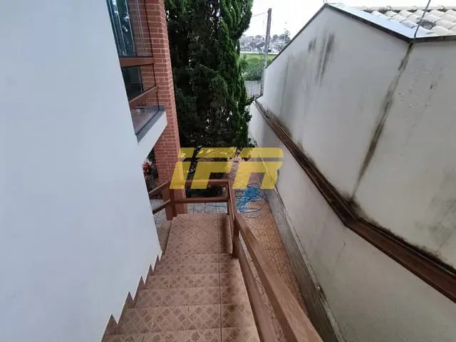 Sobrado com 393m² 5 quartos e 5 banheiros, à venda, no bairro Campos Elíseos em Taubaté