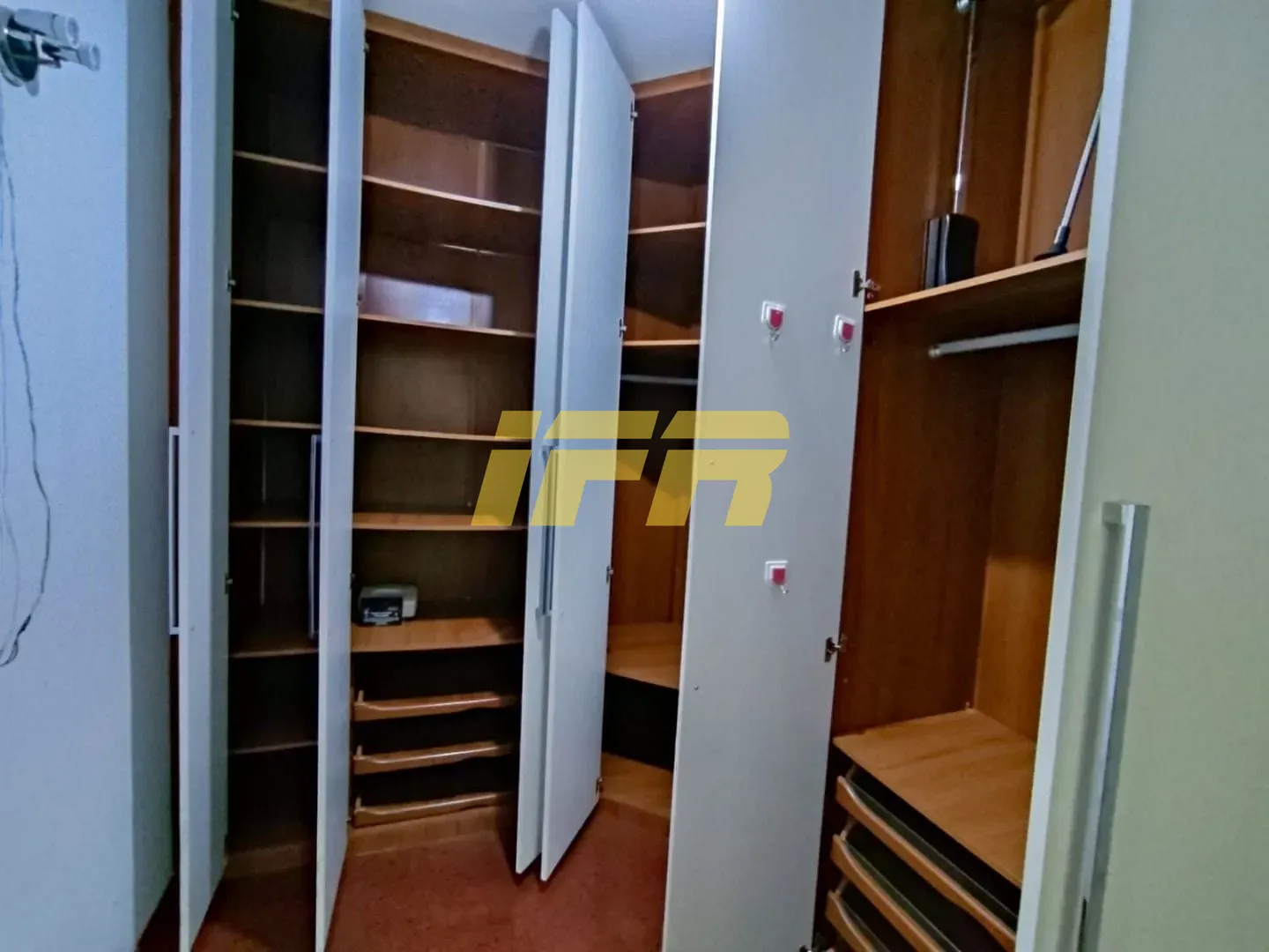 Sobrado, 5 quartos, 400 m² - Foto 32